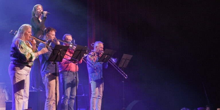 003 MissJones Bigband website snapshots zie ook www.missjones.nl (9)