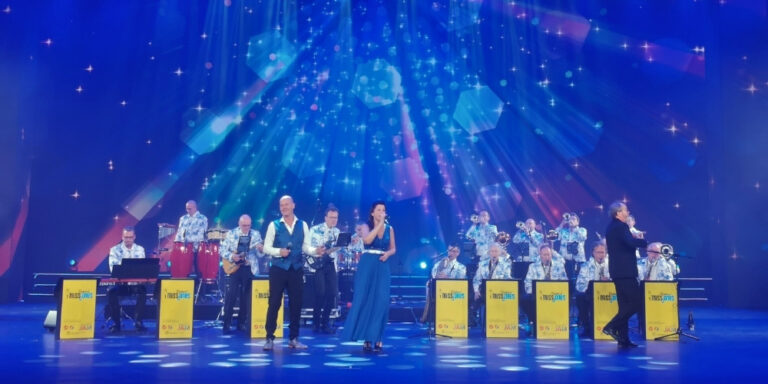 CHINA MissJones Bigband website snapshots zie ook www.missjones.nl (3)