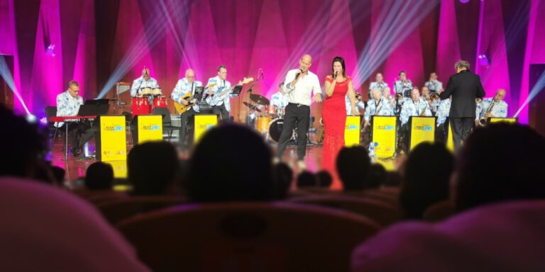 CHINA MissJones Bigband website snapshots zie ook www.missjones.nl (7)